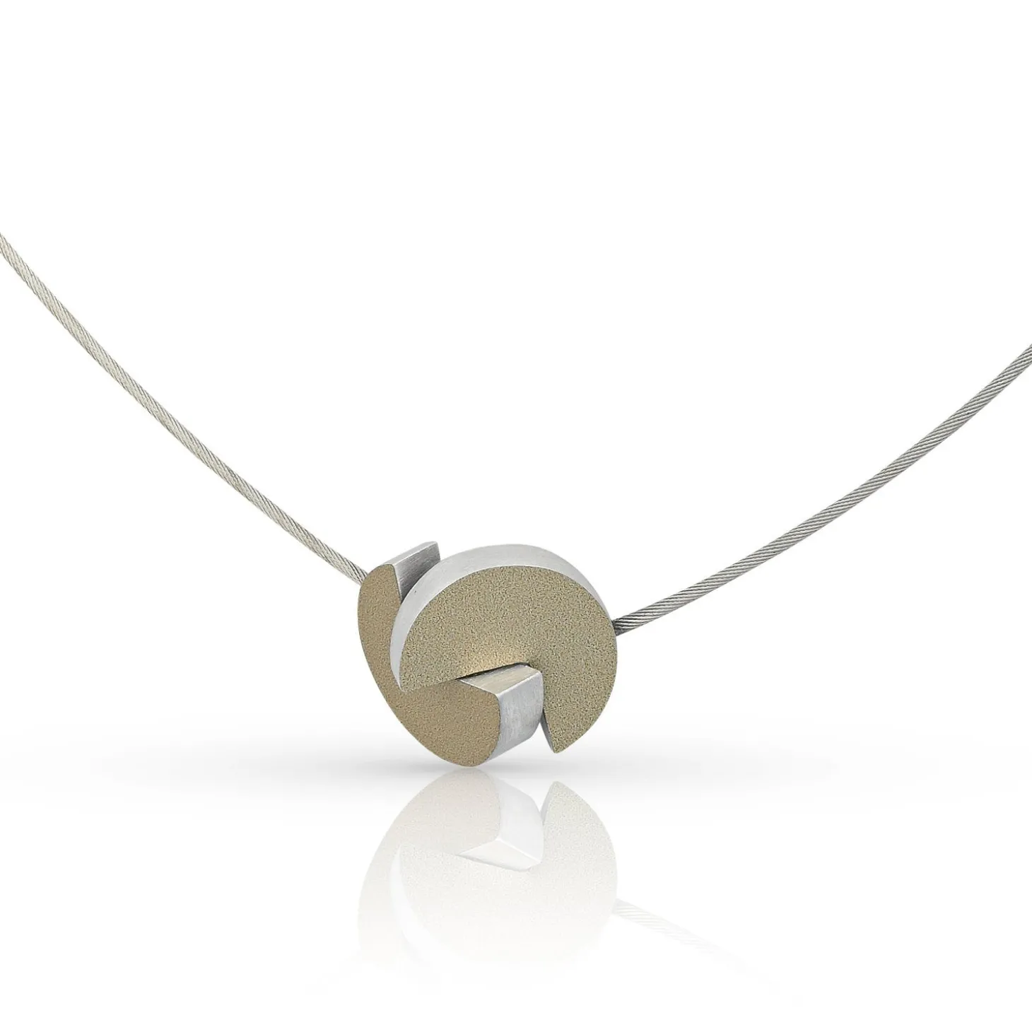 ketting_geesje_inschuiven_1-3.webp Ketting GEESJE inschuivende rondjes Goudkleur C280G