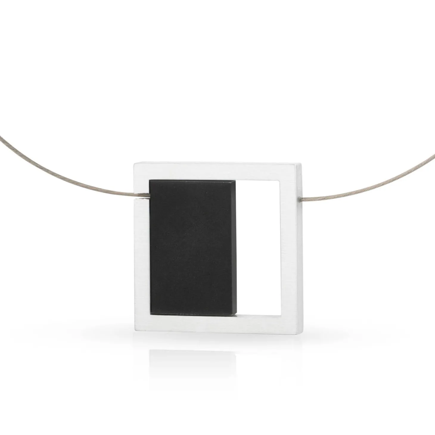 ketting_kyra_zwart__cz_1.webp Ketting KYRA zwart | C284Z